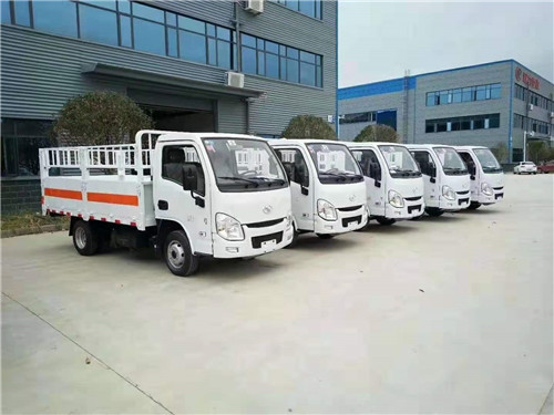 上汽躍進(jìn)S70國六易燃?xì)怏w、易燃液體、雜項、腐蝕品等危險品廂式安檢達(dá)標(biāo)8月5日即將公示，現(xiàn)可接受預(yù)定