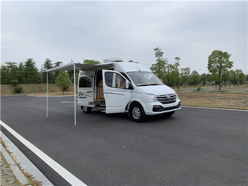 上汽大通長軸高頂B型房車圖片參數參考