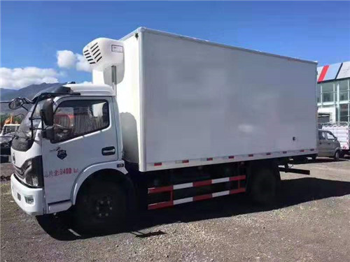 東風(fēng)多利卡D7廂長(zhǎng)5.2國(guó)六冷藏車(chē)現(xiàn)車(chē)一臺(tái)，整車(chē)價(jià)格12萬(wàn)+！便不便宜看配置及圖片！