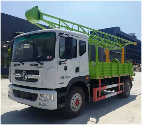 東風(fēng)多利卡D9鉆機(jī)鉆井車(chē)圖片配置介紹