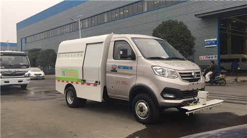 程力威牌1.5立方純電動路面清洗養護車產品介紹