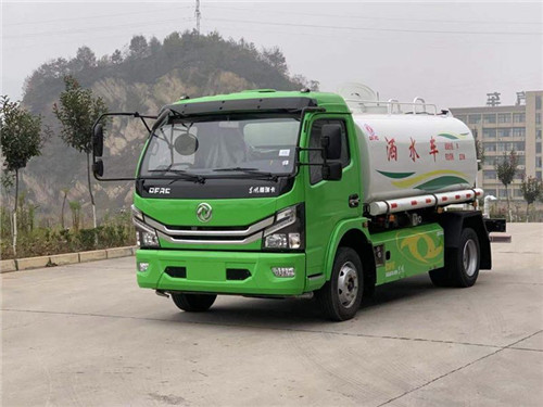 東風福瑞卡6方天然氣灑水車圖片參數介紹