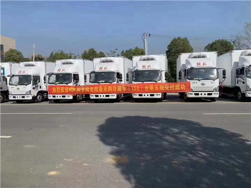 解放J6F國六冷藏車150臺訂單部份車輛發車中
