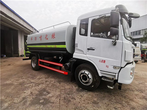 全新東風福瑞卡F9云內國六12噸灑水車黃金組合，燃清上市