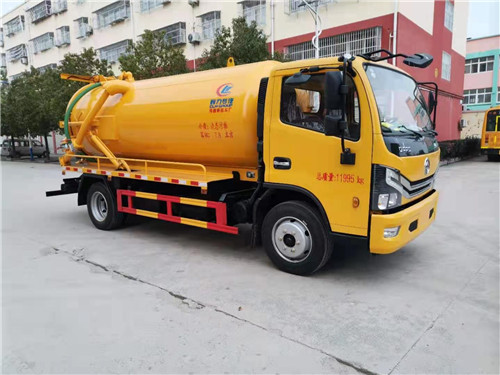 東風朝柴大多利卡吸污車圖片參數(shù)介紹