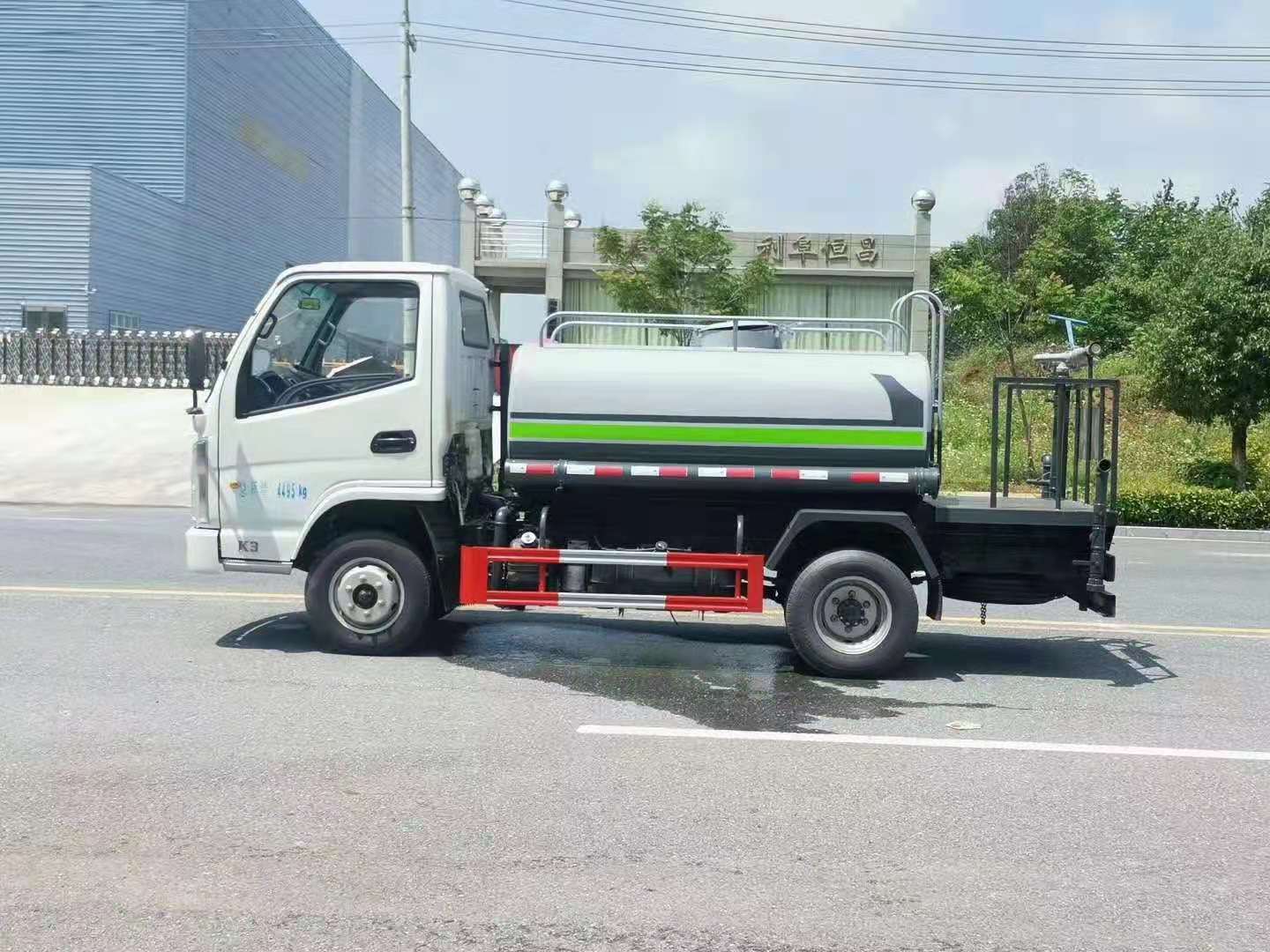 凱馬國六2.3方綠化噴灑車圖片參數介紹