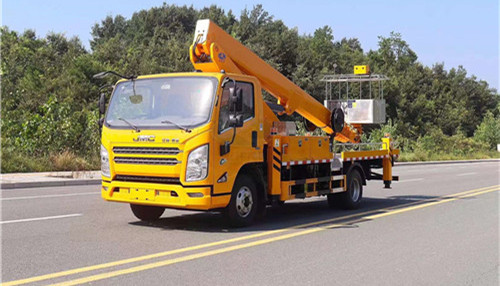 江鈴凱銳可做22米--25米黃牌伸縮臂高空作業車技術參數