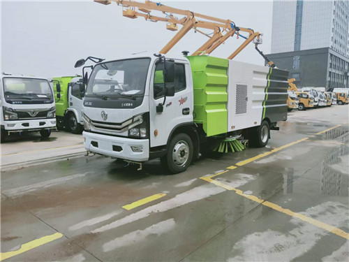 現(xiàn)車！現(xiàn)車！  東風(fēng)3800軸距玉柴165馬力8方洗掃車