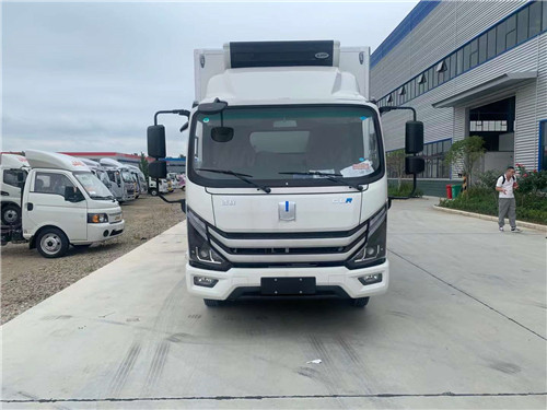 吉利增程式綠牌冷藏車（4.2米）冷藏車圖片參數介紹