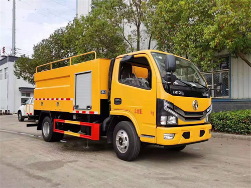 東風小多利卡路面高壓清洗車參數介紹