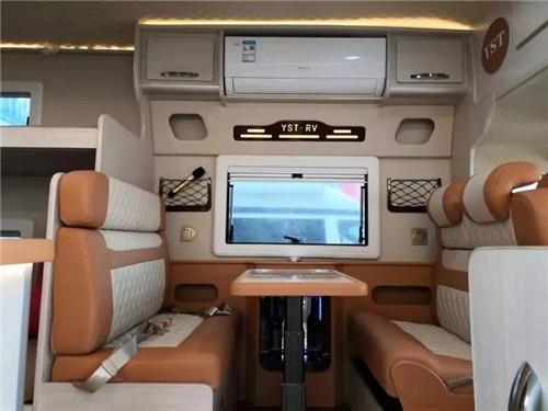 東風御風打造全新御風最高性價比后雙胎自動檔C型房車