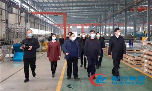 本報訊（通訊員丹陽報道） “十里春風傳佳訊，千帆競發正當時”，4月3日上午，湖北省政府曹廣晶副省長，在隨州市市委書記陳瑞峰的陪同下，率隊視察程力汽車集團調研指導程力復工及基建擴產擴能，全面支持程力汽車發展成為專汽與應急產業雙標龍頭企業。