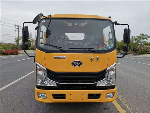 重汽“豪曼”濰柴130馬力清障車 (1).jpg