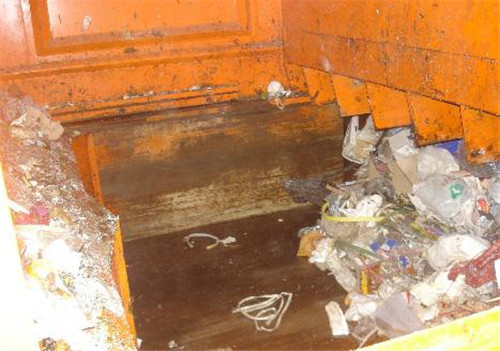 分體式垃圾壓縮中轉站壓縮腔的